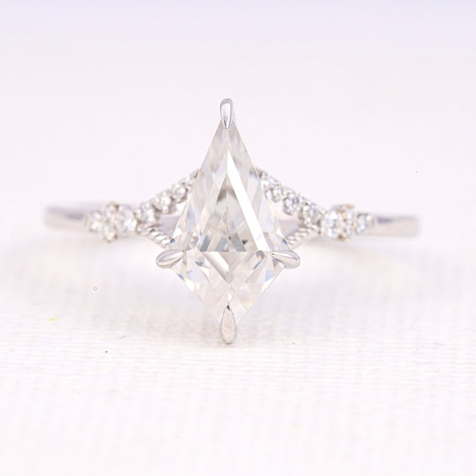 kite shaped diamond ring | Kite cut diamond RIng