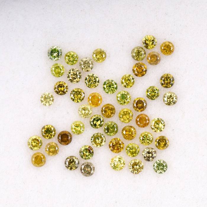 1.19 CT Fancy Color Round Brilliant Cut Diamond for Engagement Ring