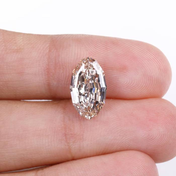2.98 CT, 12.9 X 7.6 MM Oval Lab Grown Diamond Fancy Color Diamond For Engagement Ring