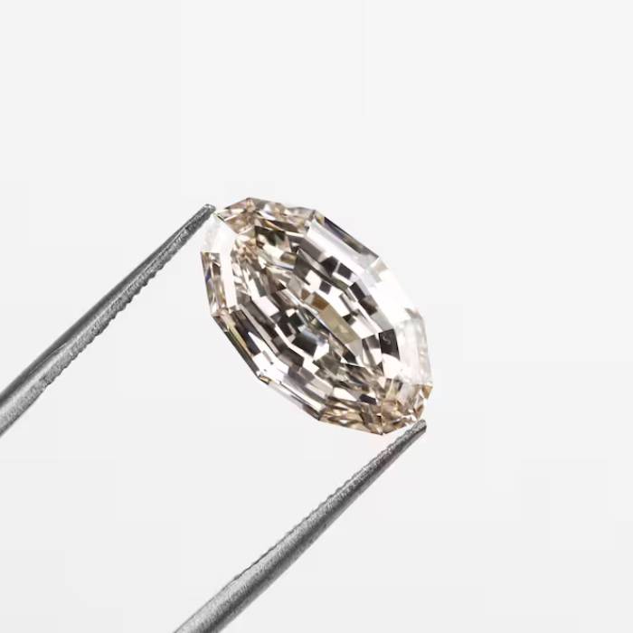 2.98 CT, 12.9 X 7.6 MM Oval Lab Grown Diamond Fancy Color Diamond For Engagement Ring