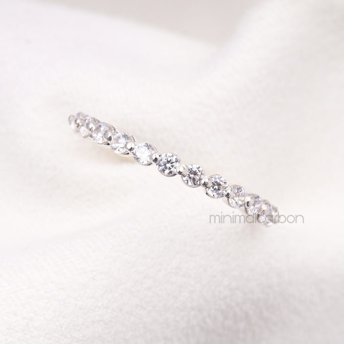 Half Eternity Ring Band - Minimal Carbon