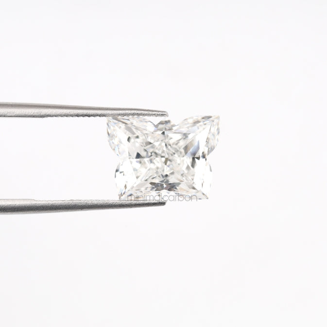 3.57 CT, 10.5 X 7.6 MM | Lab Grown Diamond | Brilliant Butterfly Diamond - Minimal Carbon