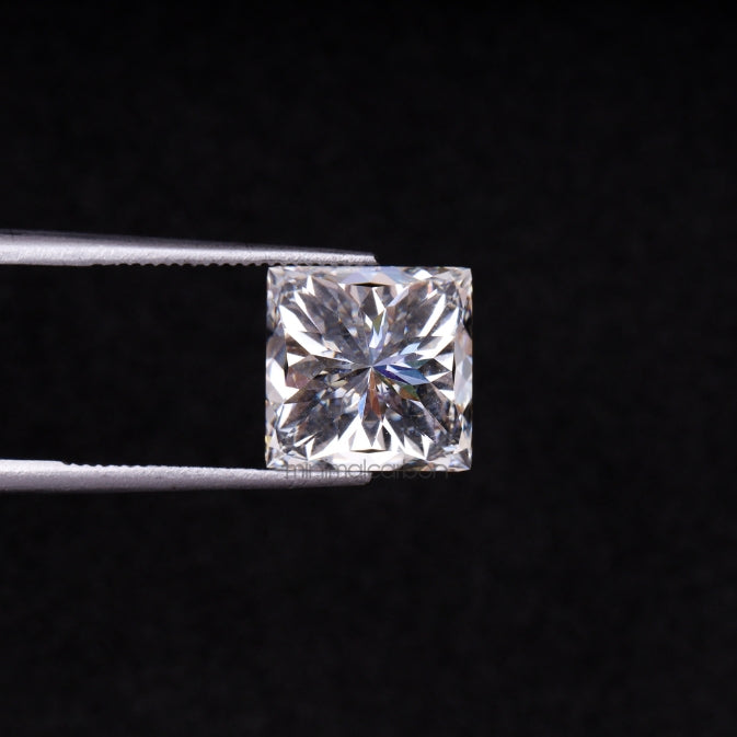 3.47 CT, 8.0 X 8.0 MM | Lab Grown Diamond | Princess Cut Diamond - Minimal Carbon