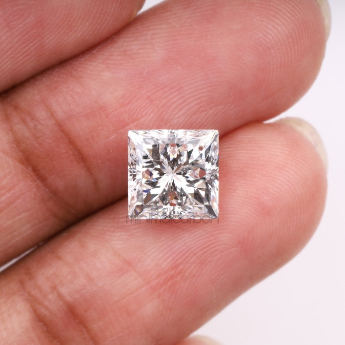 3.47 CT, 8.0 X 8.0 MM | Lab Grown Diamond | Princess Cut Diamond - Minimal Carbon