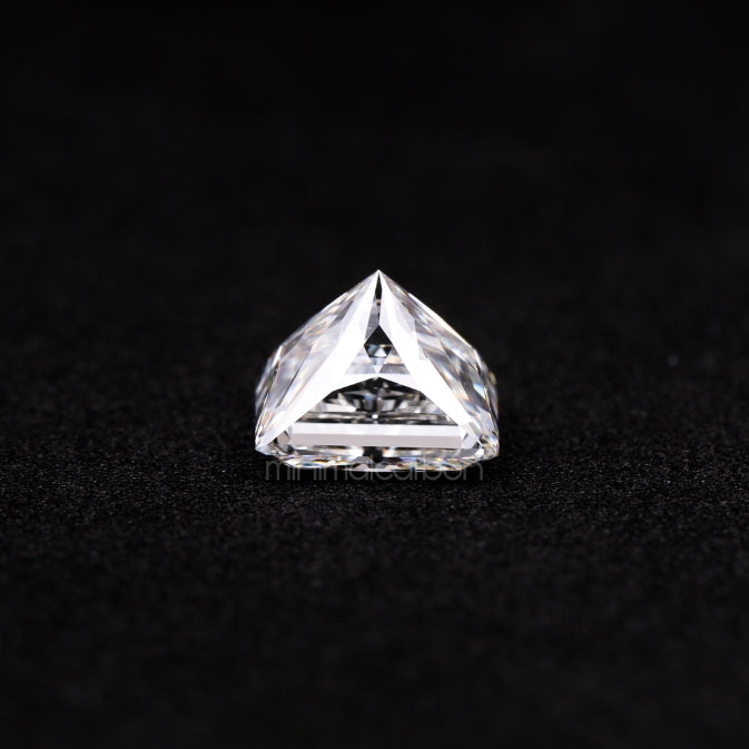 3.47 CT, 8.0 X 8.0 MM | Lab Grown Diamond | Princess Cut Diamond - Minimal Carbon