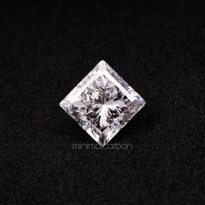 3.47 CT, 8.0 X 8.0 MM | Lab Grown Diamond | Princess Cut Diamond - Minimal Carbon