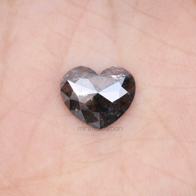 1.81 CT, 9.0 X 10.5 MM | Salt And Pepper Heart Diamond - Minimal Carbon