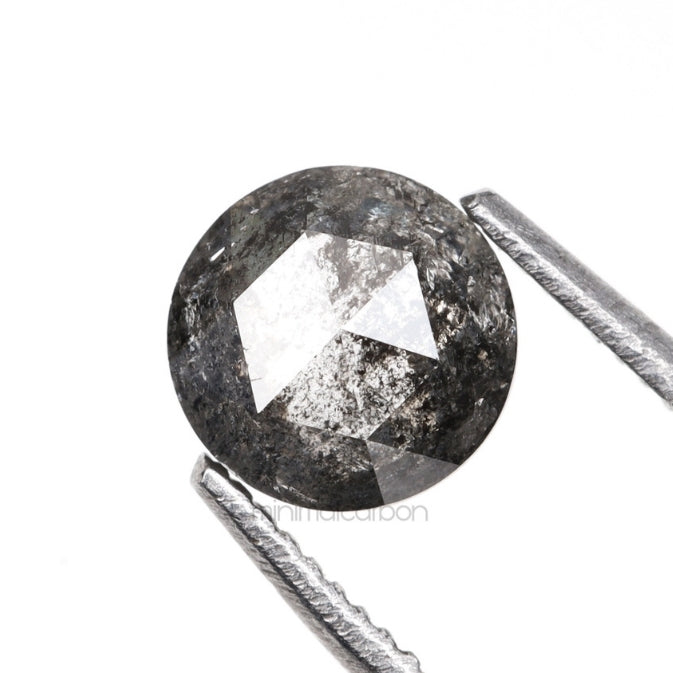 0.56 CT, 5.0 MM | Salt And Pepper Round Rose Cut Diamond - Minimal Carbon