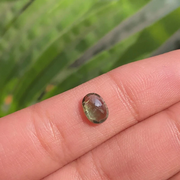 loose natural grren saphhire gemstone