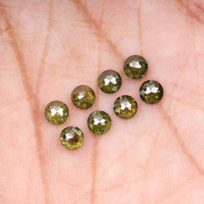 1.39 CT, 3.30 MM | Enhanced Green Color Diamond | Round Rose Cut Diamond - Minimal Carbon