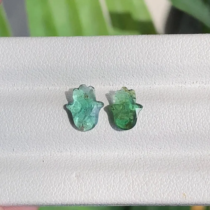 1.74 CT Hamsa Cut Natural Green Emerald