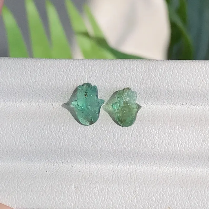 1.74 CT Hamsa Cut Natural Green Emerald