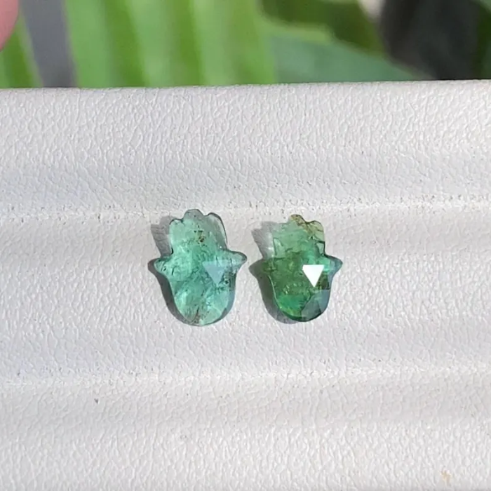 1.74 CT Hamsa Cut Natural Green Emerald
