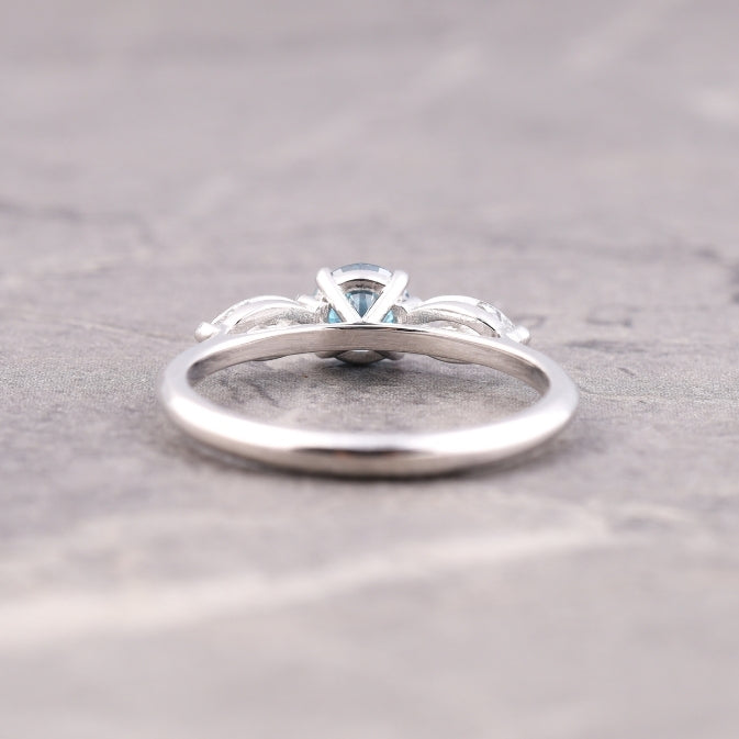 Three Stone Round Brilliant Cut Diamond Engagement Ring