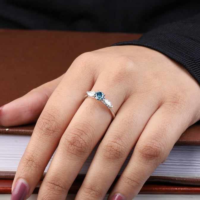 Three Stone Round Brilliant Cut Diamond Engagement Ring