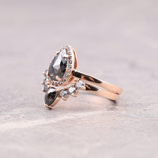 pear cut engagement ring