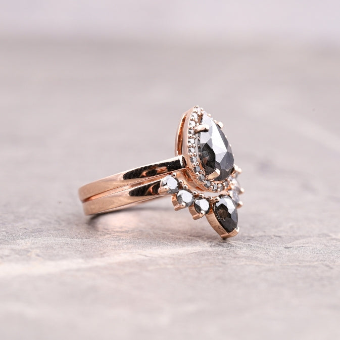 pear cut diamond bridal ring set