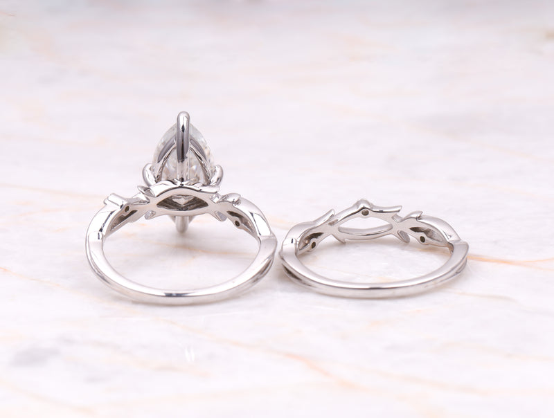Marquise Vine-Inspired Bridal Ring Set