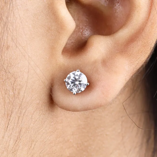 lab grown diamond stud earrings