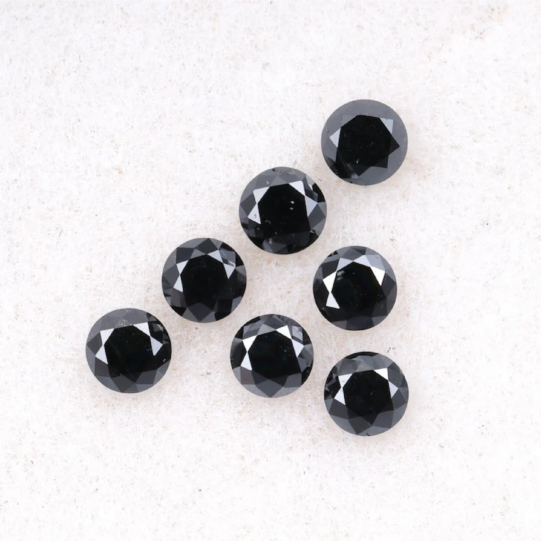 3.1 MM to 3.5 MM Enhanced Black Round Brilliant Cut Diamonds