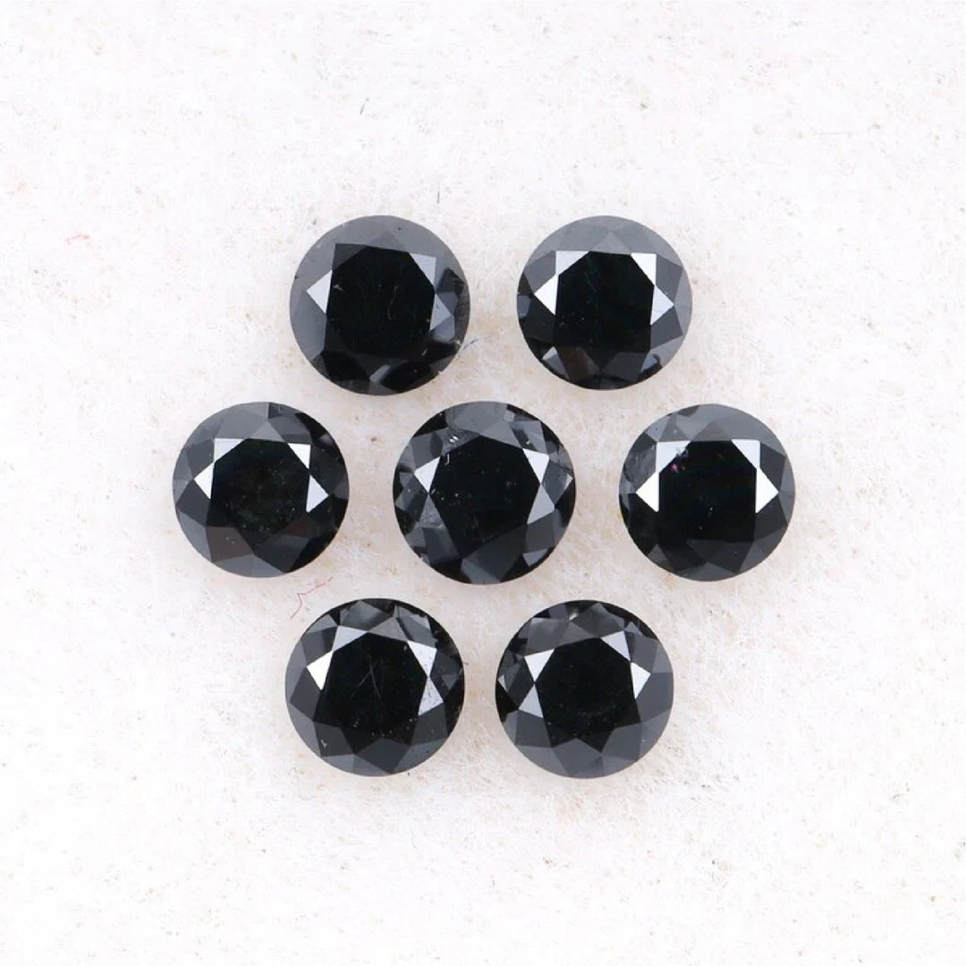 3.1 MM to 3.5 MM Enhanced Black Round Brilliant Cut Diamonds
