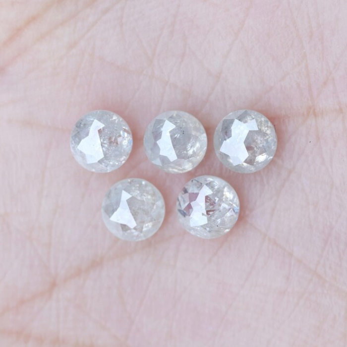 4.0 MM White Milky Round Tambuli Cut Diamonds 02