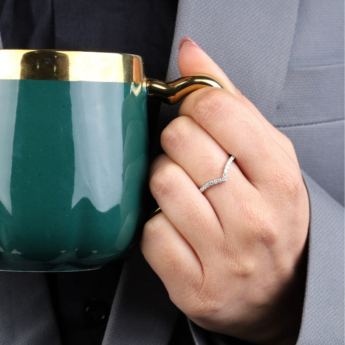 V Shaped Ring 