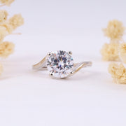 Round Lab Diamond Ring