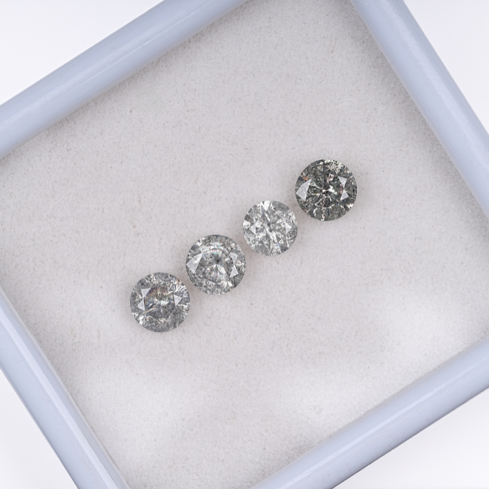 5.42 CT Round Brilliant Cut Salt And Pepper Diamond