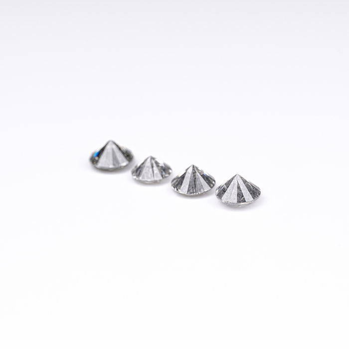 5.42 CT Round Brilliant Cut Salt And Pepper Diamond