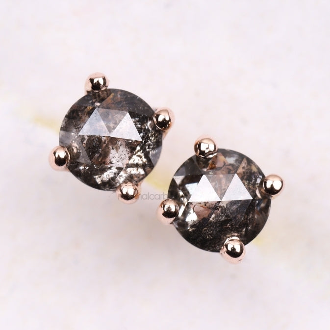 Diamond Stud Earrings Pair - Minimal Carbon