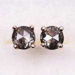 Load image into Gallery viewer, Diamond Stud Earrings Pair
