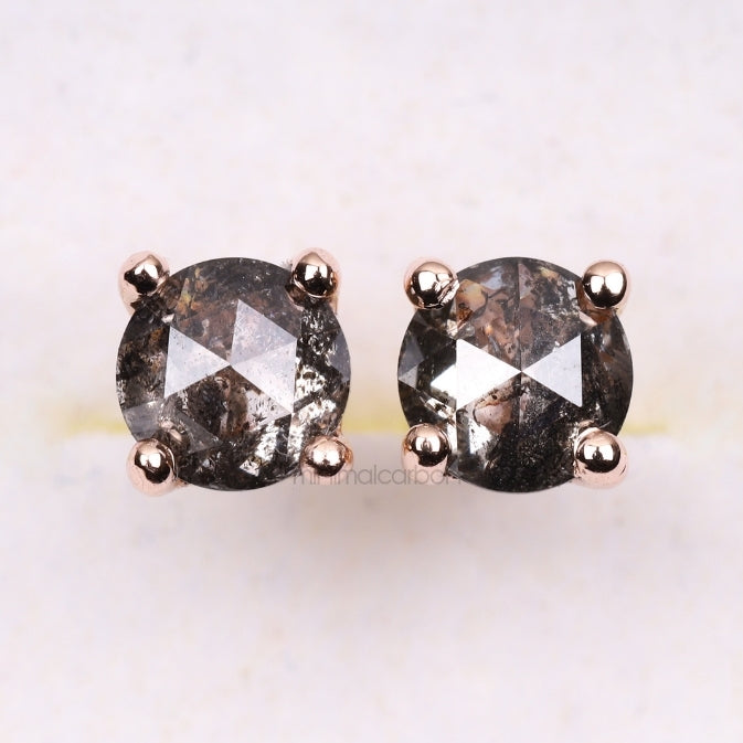 Diamond Stud Earrings Pair