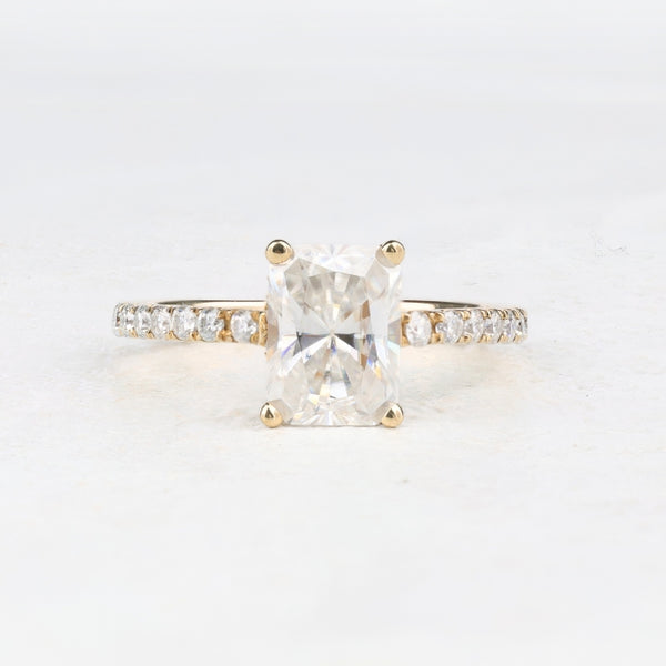 Radiant Diamond Ring