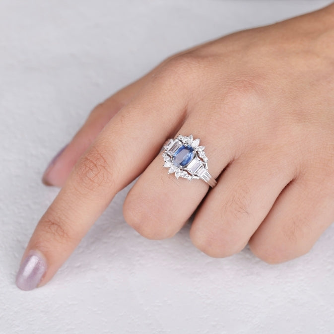 Oval Sapphire Diamond Ring