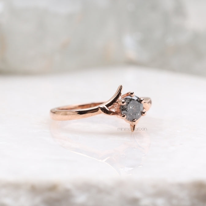 Solitaire Ring 4 Prong Ring - Minimal Carbon