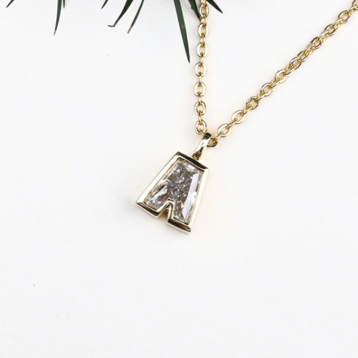 A Alphabet Lab Grown Diamond Necklaces - Minimal Carbon