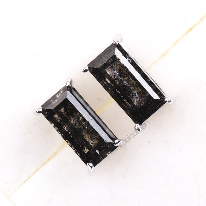 Baguette Studs Earring Pair - Minimal Carbon