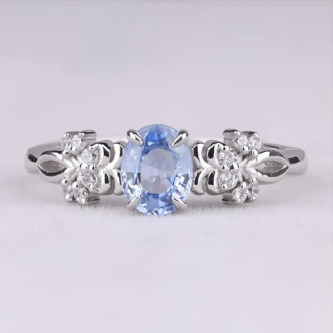 Blue Round Diamond Floral Vintage Ring - Minimal Carbon