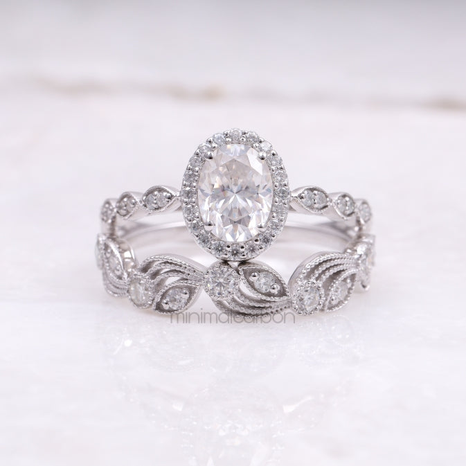 Oval Diamond Engagement Ring– Vintage Bridal Ring