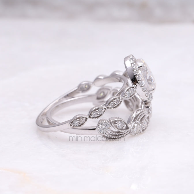 Oval Diamond Engagement Ring– Vintage Bridal Ring