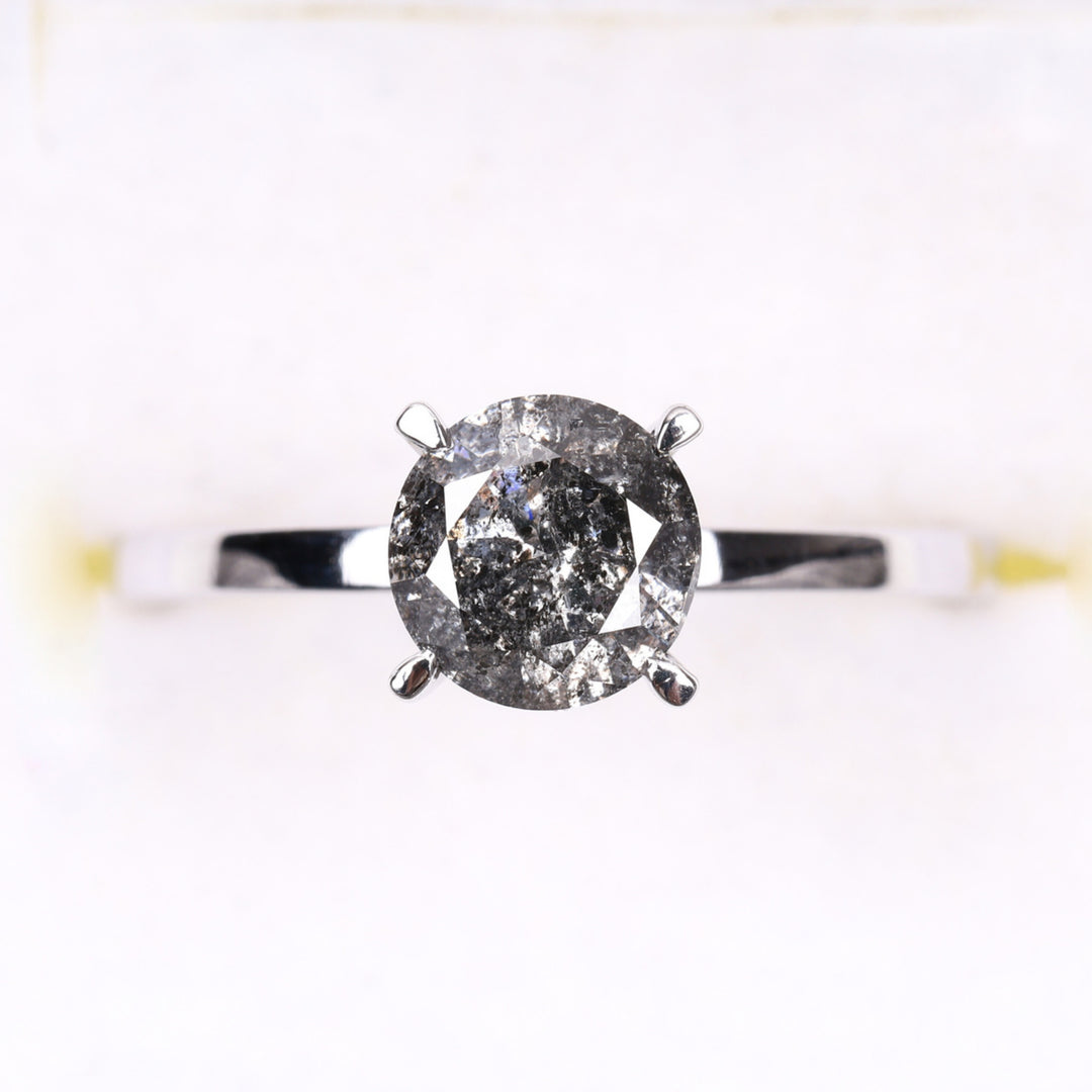 Round Cut Salt and Pepper Diamond Wedding Ring