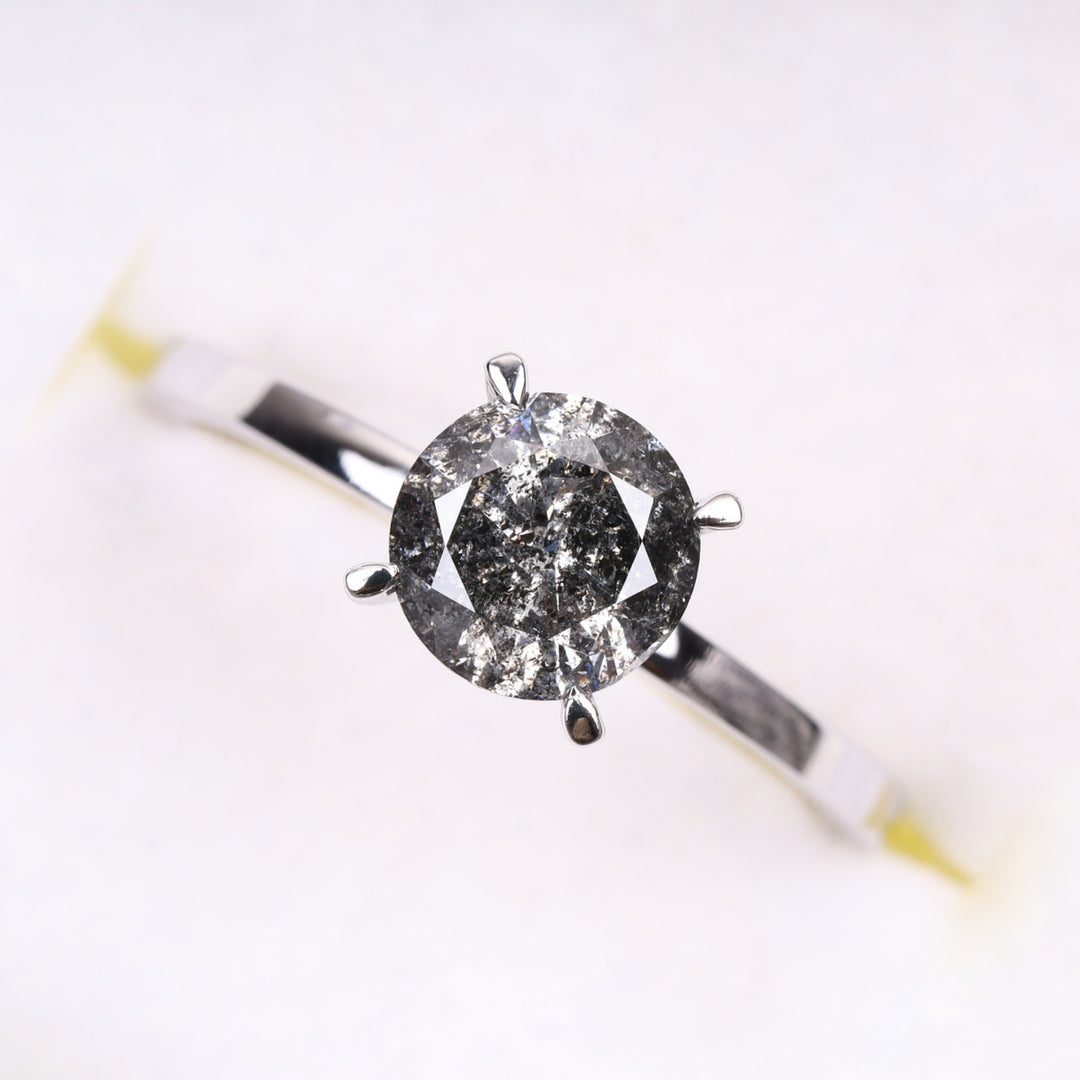 Round Cut Salt and Pepper Diamond Wedding Ring