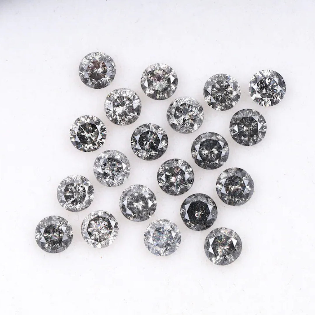 2.6 To 3.0 MM - Salt And Pepper Round Brilliant Cut Diamond - Minimal Carbon