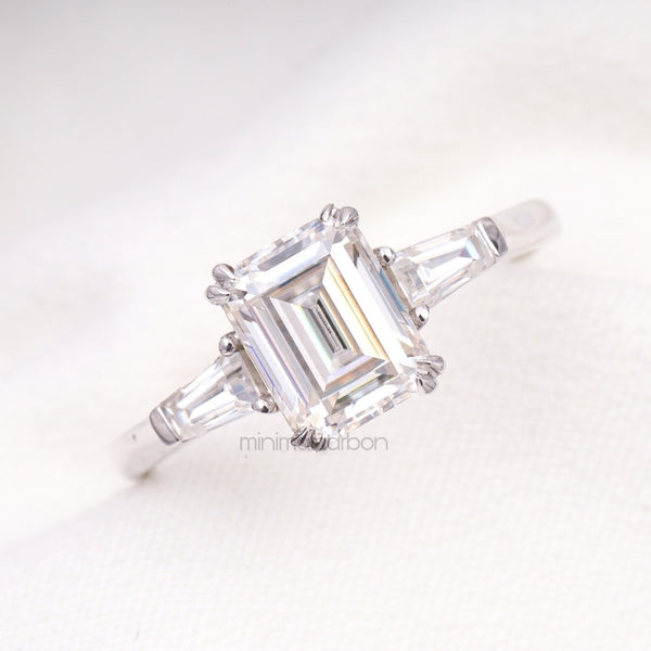 Three Stone Ring Emerald Diamond Ring - Minimal Carbon