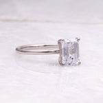 Load image into Gallery viewer, Emerald Cut Diamond Ring
