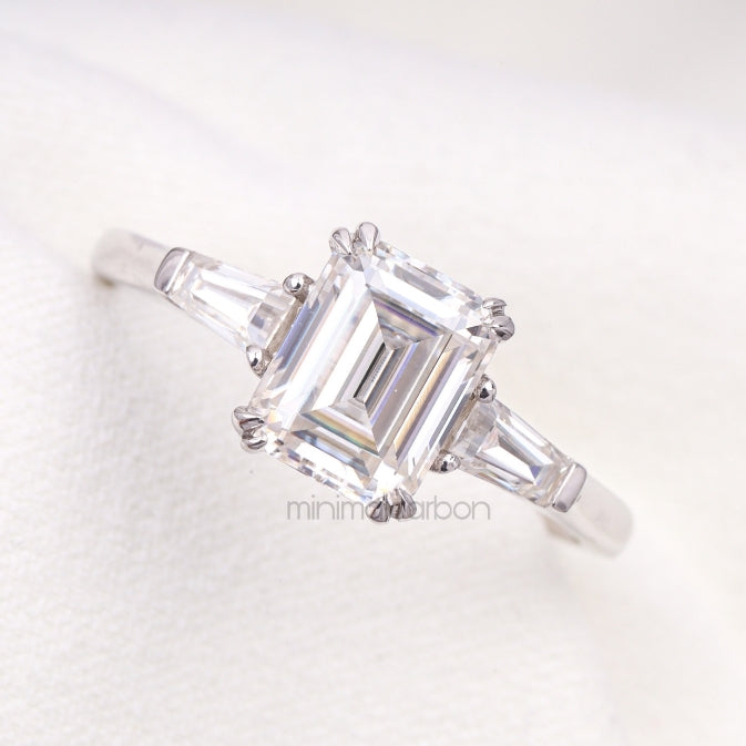 Three Stone Ring Emerald Diamond Ring - Minimal Carbon