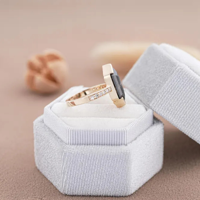 Lab Grown Hexagon Salt And Pepper Diamond Engagement Ring - Minimal Carbon