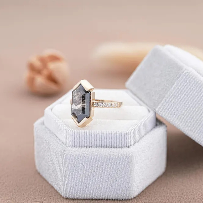 Lab Grown Hexagon Salt And Pepper Diamond Engagement Ring - Minimal Carbon