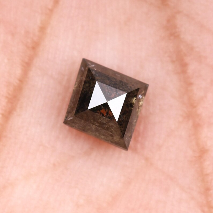 Kite Full Cut Natural Loose Salt and Pepper Diamond